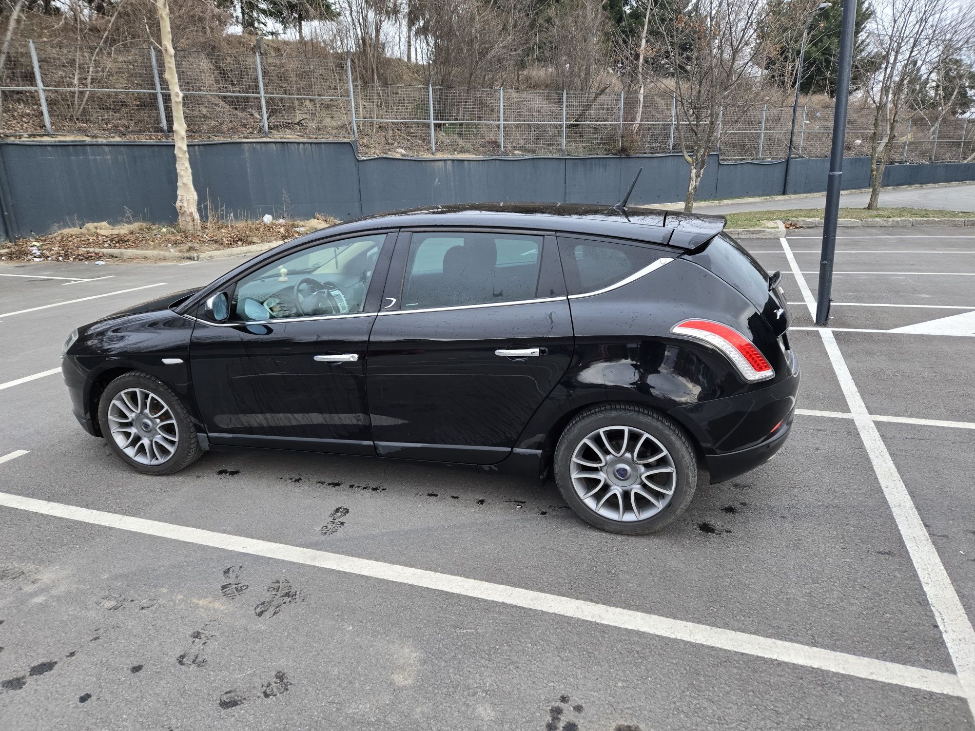 Lancia Delta 1.4 бензин 120 к.с