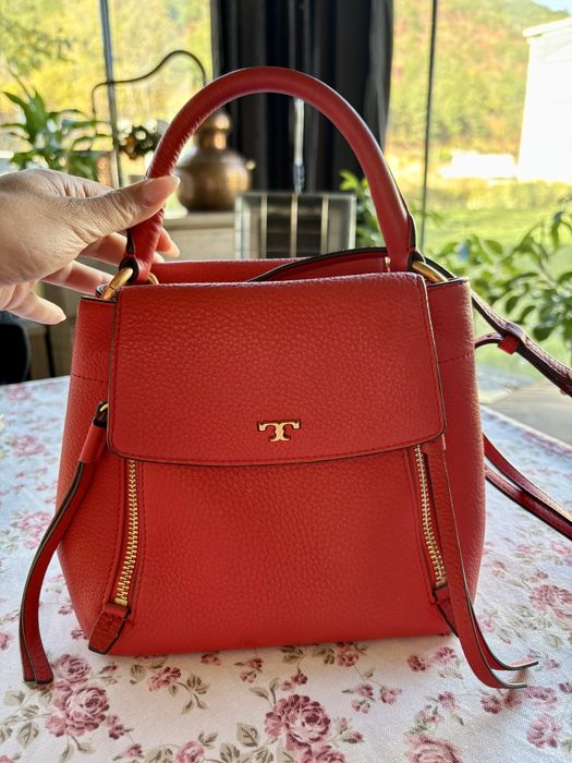 Дамска червена чанта Tory Burch естествена кожа