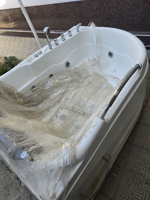 джакузи ванна новая