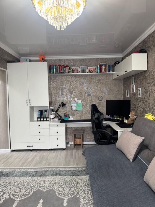 Обменяю 2 х ком кв рядом с ДК