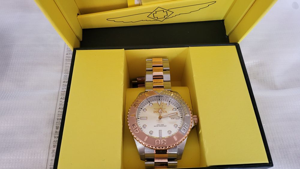 Invicta Pro Diver Gold Silver 47 mm