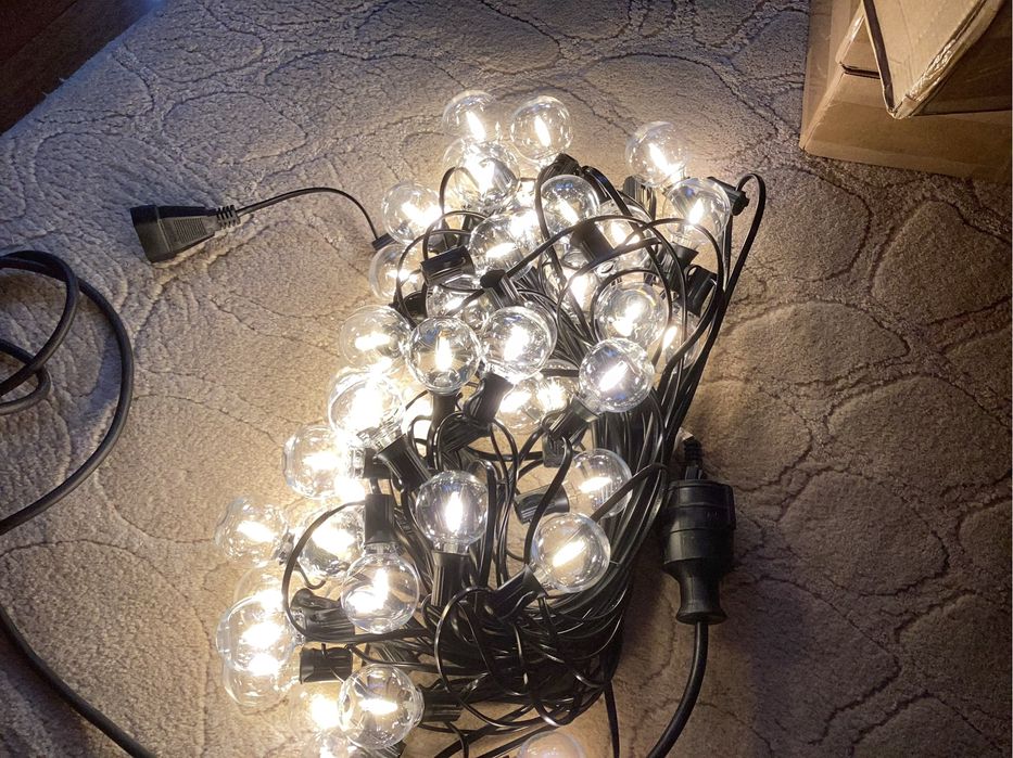 Ghirlanda luminoasa 30 metri/34 becuri led + 3 becuri led rezerva