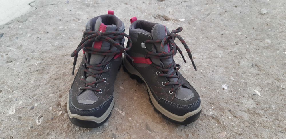 Зимни обувки за момиче