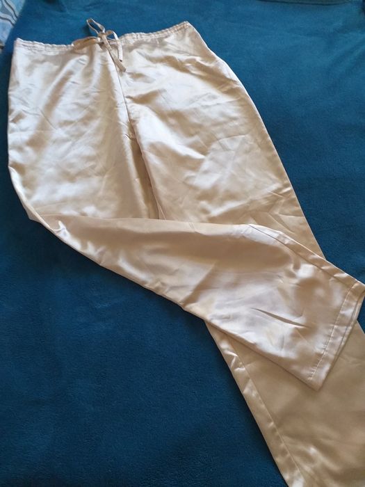 Сатенена пижама , Details L зимна