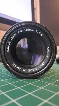 Obiectiv Canon 135 mm f/3,5 montura FD