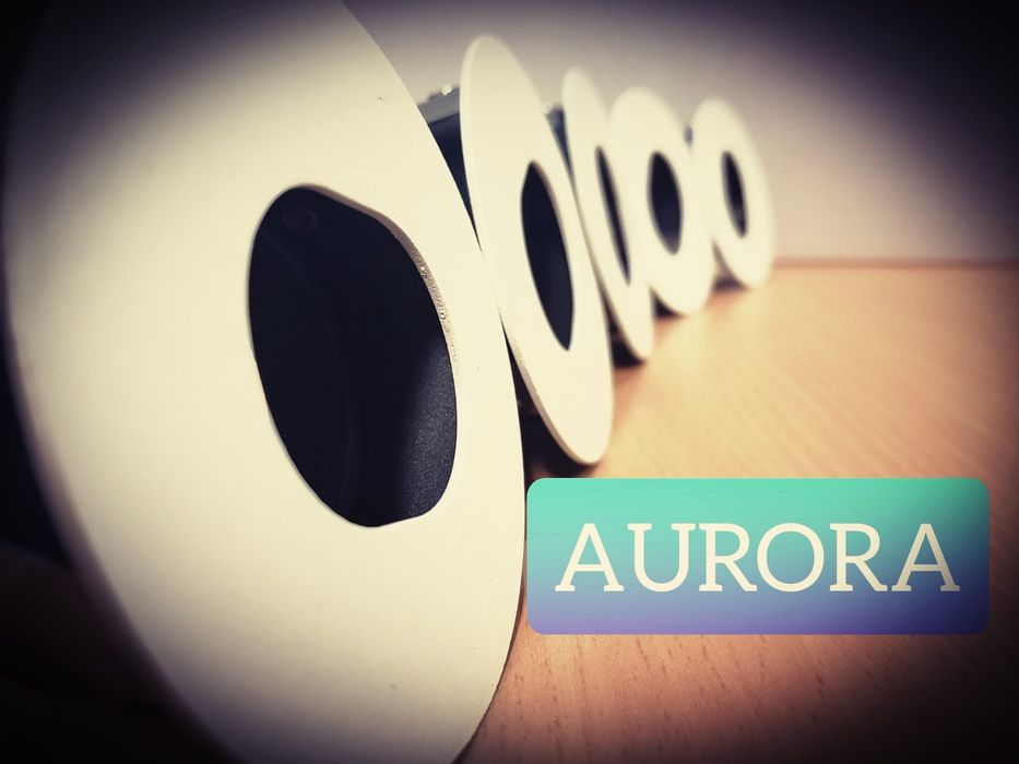 Спотове за таван Армстронг, модел Aurora - Великобритания