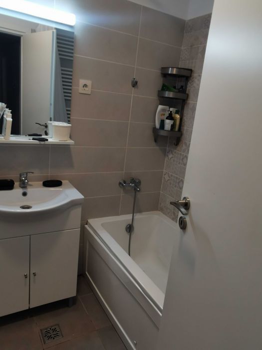 Caut Coleg de apartament!