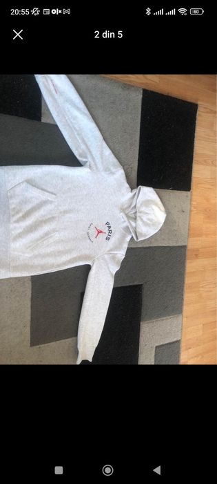 Vând hanorac Jordan