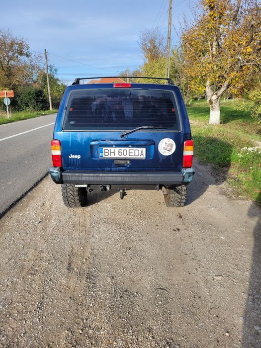 De vanzare Jeep cherokee xj motor 2.5 diesel