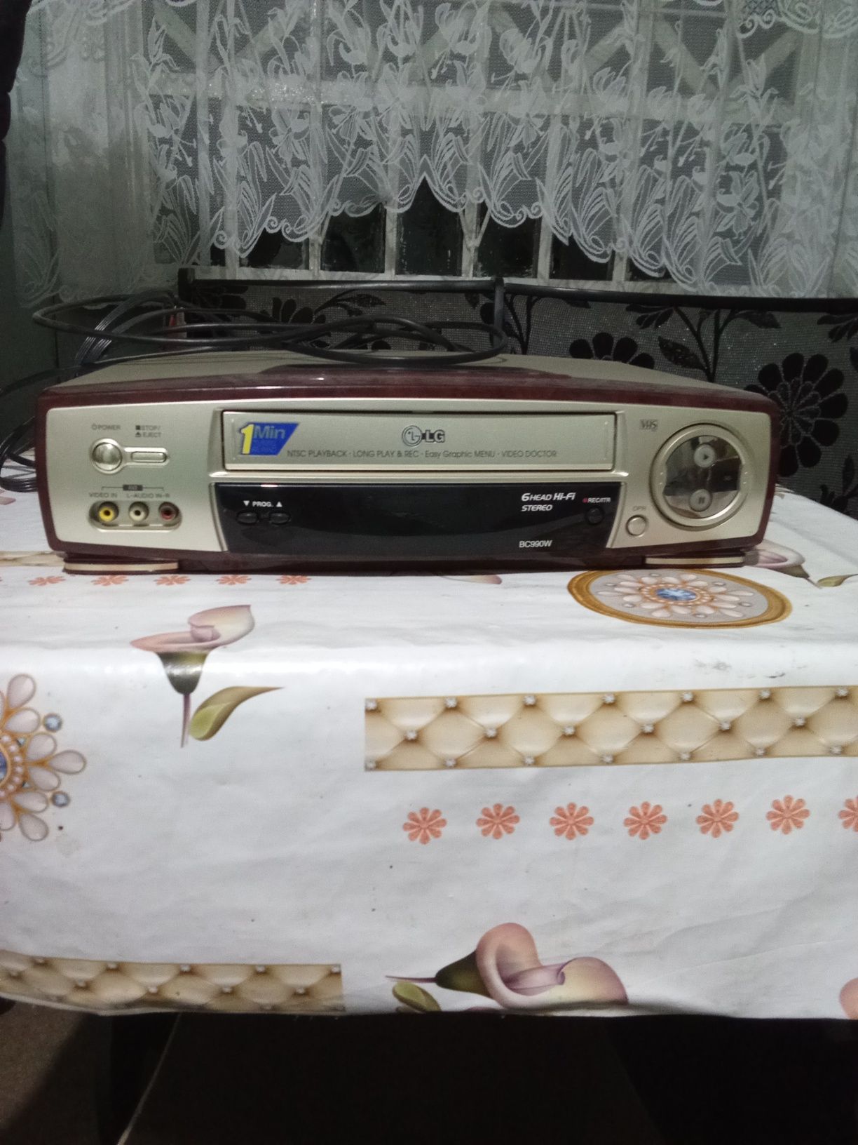Продам видио магнитофоны