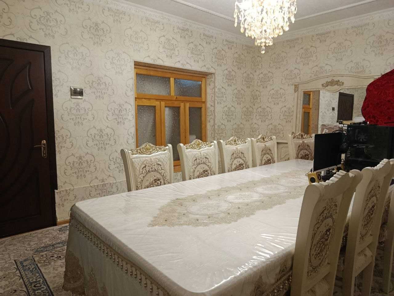 Olmazor tumani Moyqo'rg'onda uy sotiladi