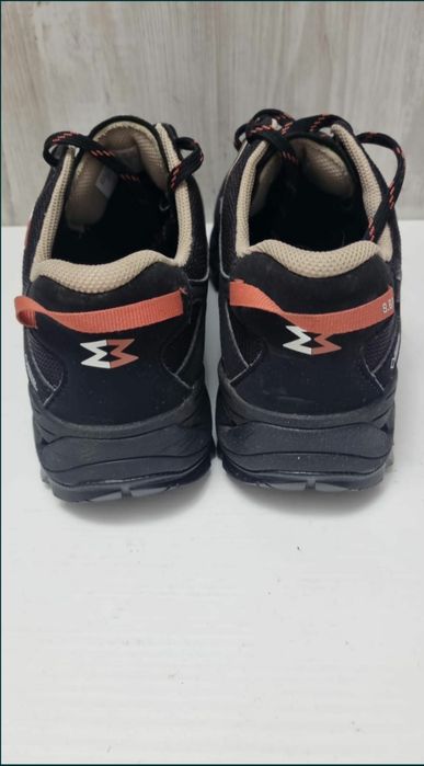 Pantofi Garmont 9.81 N.AIR.G 2.0 GTX marime 42

Pantofi Garmont 9.81 N