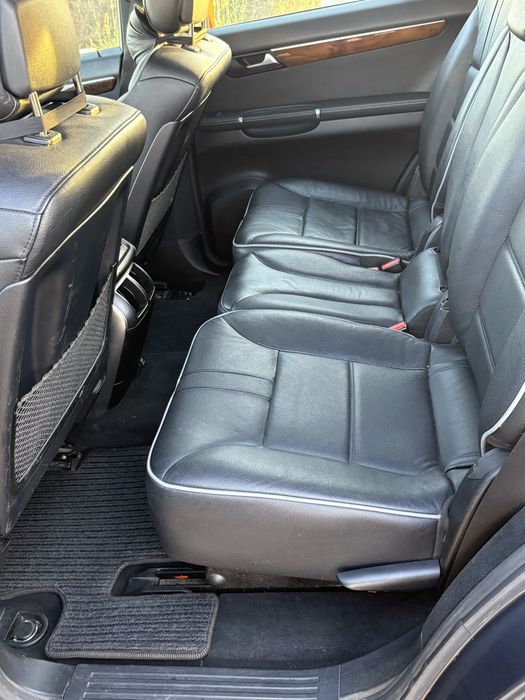 Vand, schimb Mercedes R class 3.0 CDI