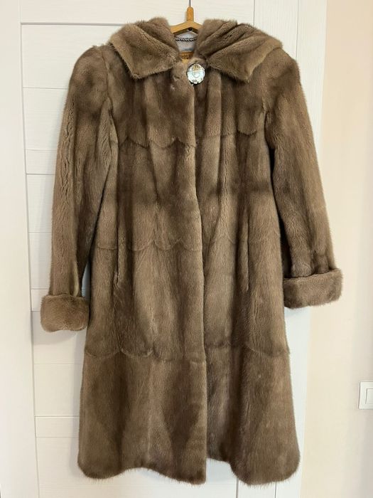 Шуба в хорошем состоянии