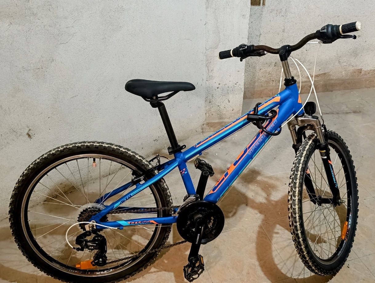 Детски велосипед 24 CROSS Speedster Boy Alloy
ВЕЛОСИПЕД 24 CROSS SPEED