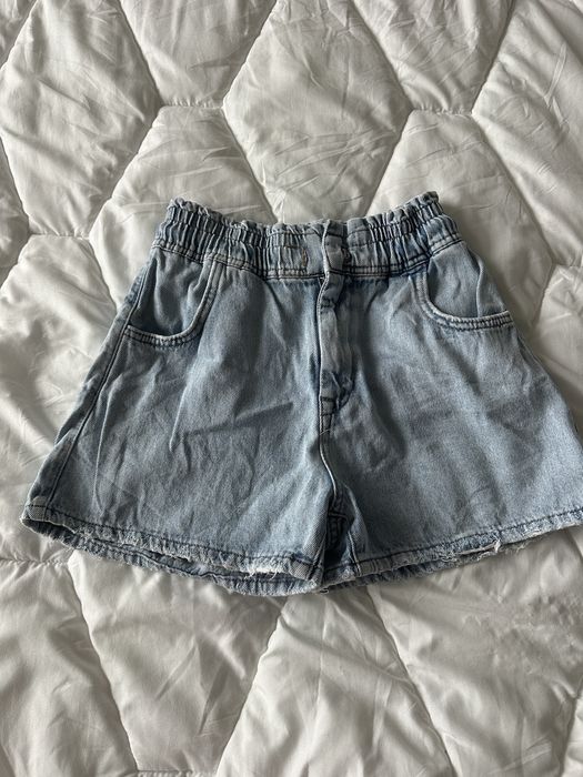 Къси панталонки Zara