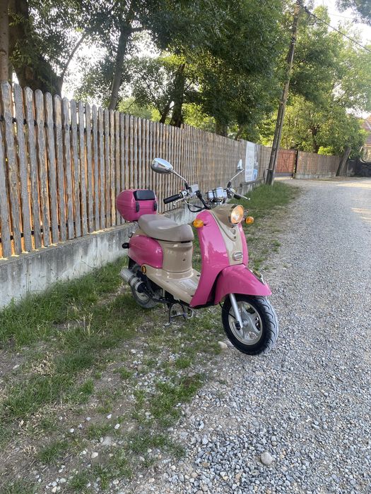 Scuter 49cc cu acte.