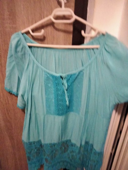 Pulovere bărbați și bluze dama noi de calitate bună .