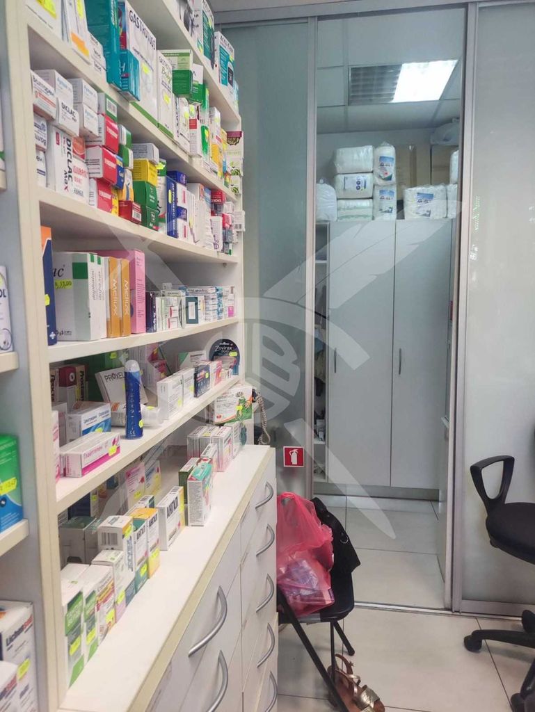 Дава се под наем Магазин в Варна, Окръжна болница - 36 кв.м за 650 € - Снимка #2
