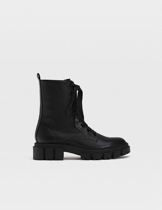 Bocanci /Ghete Stradivarius marime 37
