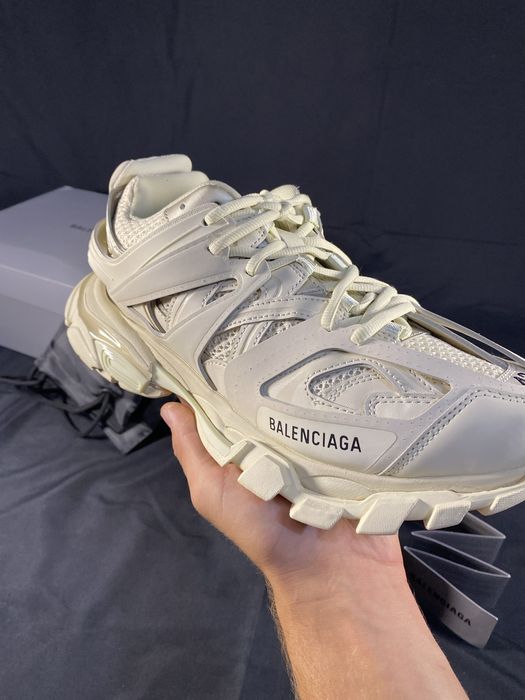 Balenciaga Track Crem