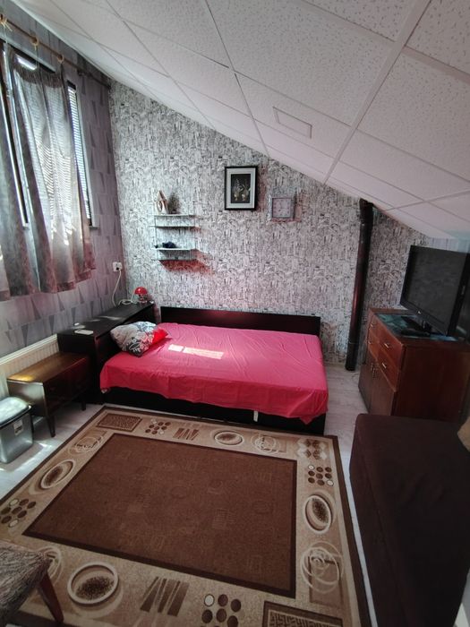 Ателие,таван под наем