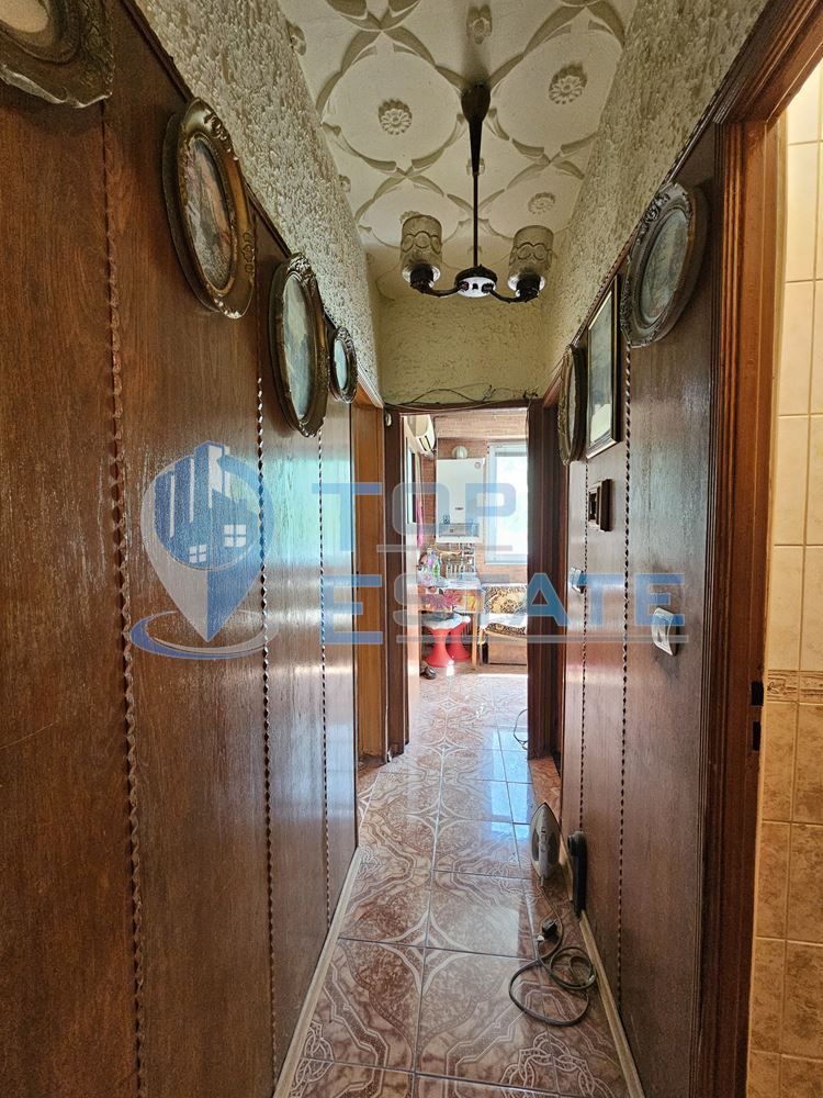 Продава се Тристаен апартамент в Горна Оряховица - 77 кв.м за 464 €/кв.м - Снимка #11