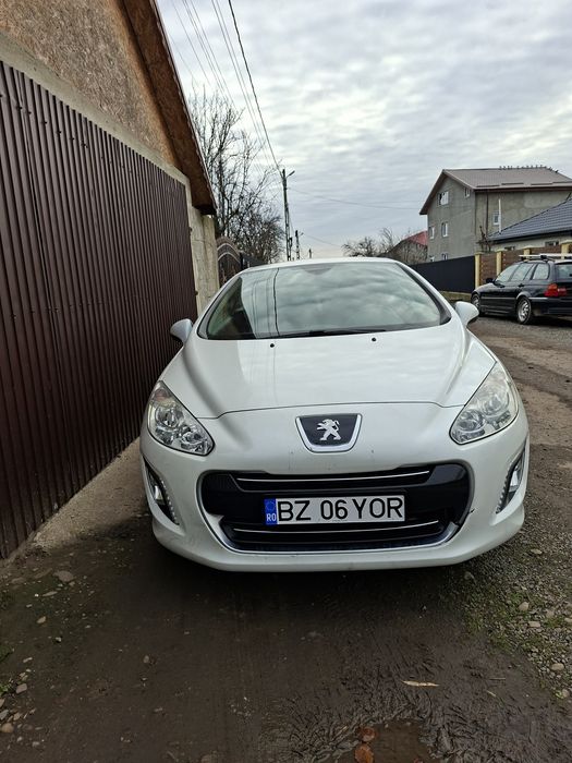 Vând Peugeot 308 decapotabil