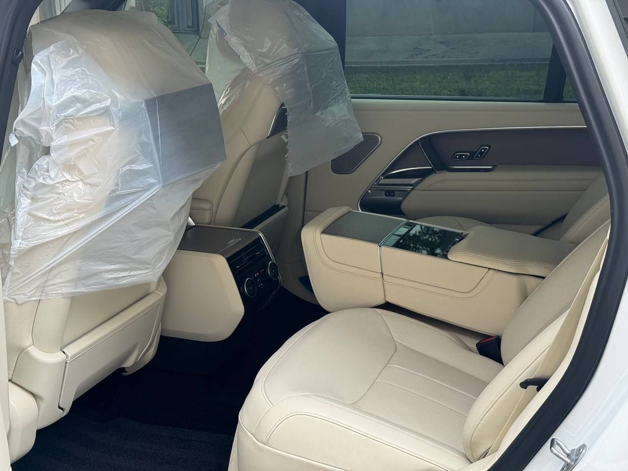 Land Rover Vogue Autobiography P530