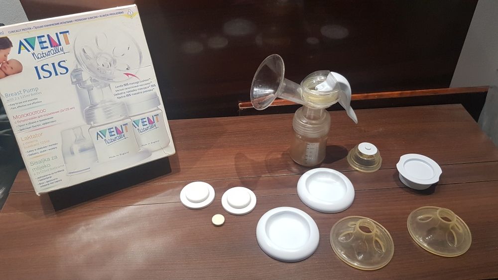 Pompa manuala sân, Avent