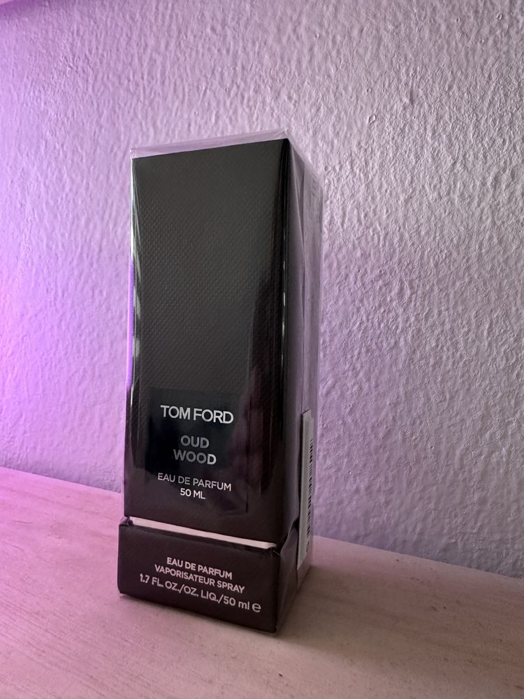 Tom Ford Oud Wood 50ml  100% quality.