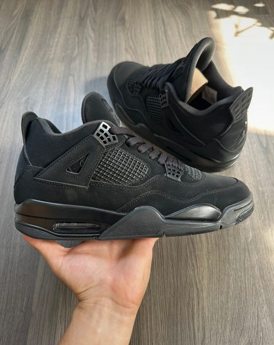 Jordan 4 black cat