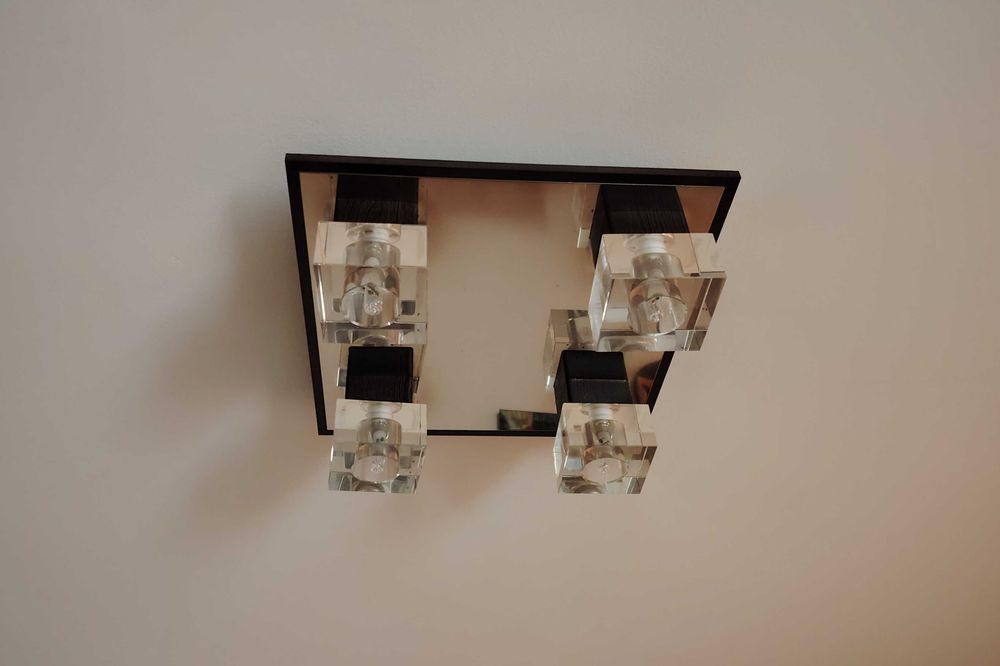 Комплект полилей за хол, трепезария и бокс