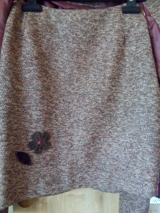 Compleu cu fusta măr.36