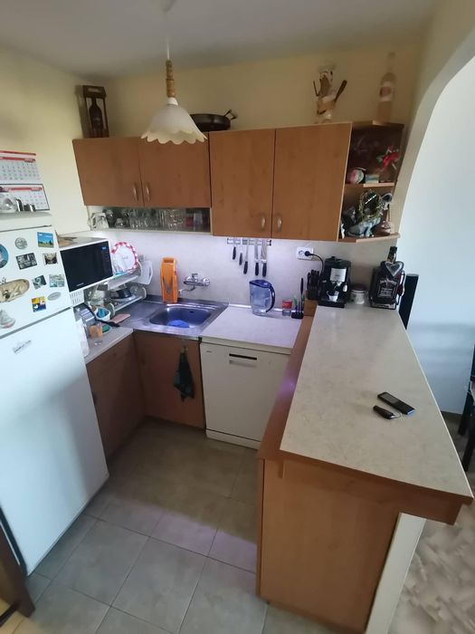 Продава се Тристаен апартамент в Бургас, Победа - 75 кв.м за 824 €/кв.м - Снимка #3