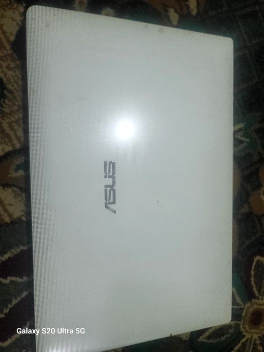 Asus opirativka 2gb hdd windows 10 256gb