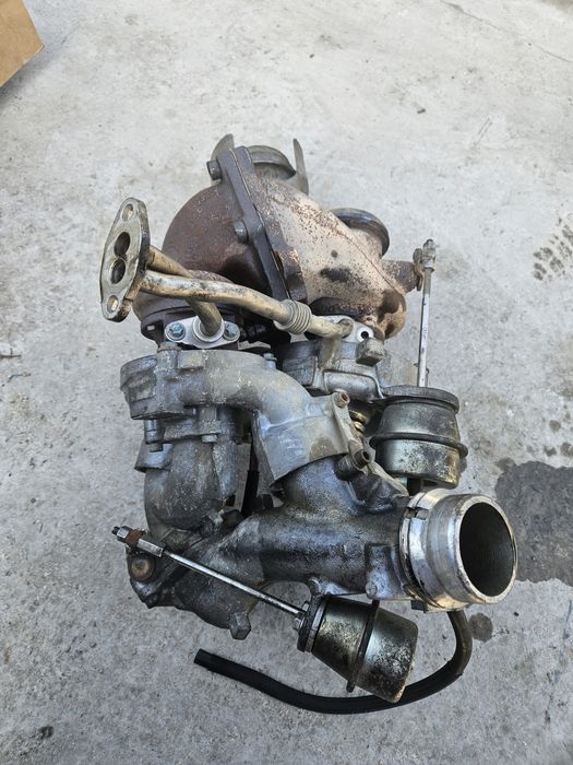 Ansamblul bi turbo mercedes GLK 2.2, turbina