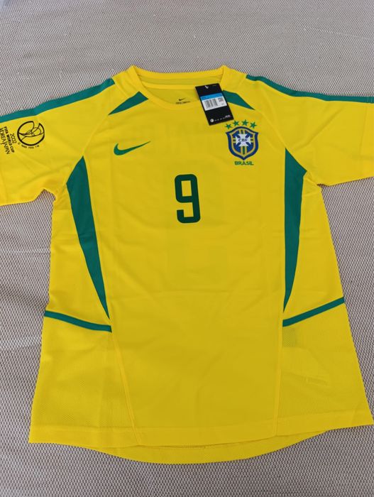 Ретро футболни тениски