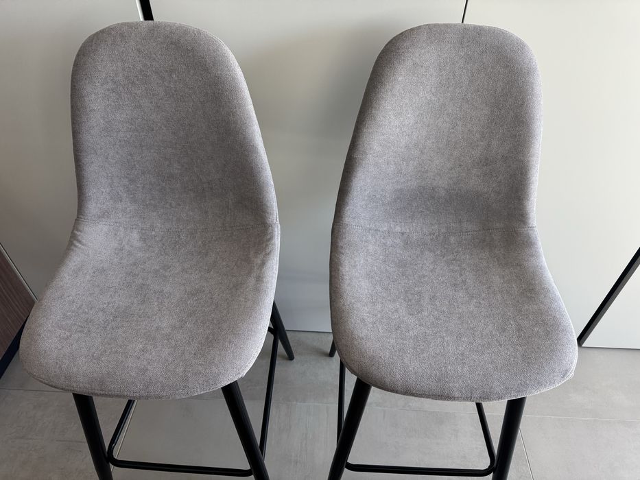 Бар столове 2 бр.