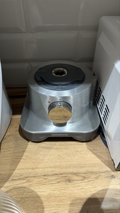 Продам моторчик от блендере kenwood