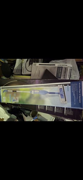 Ștergător de geamuri