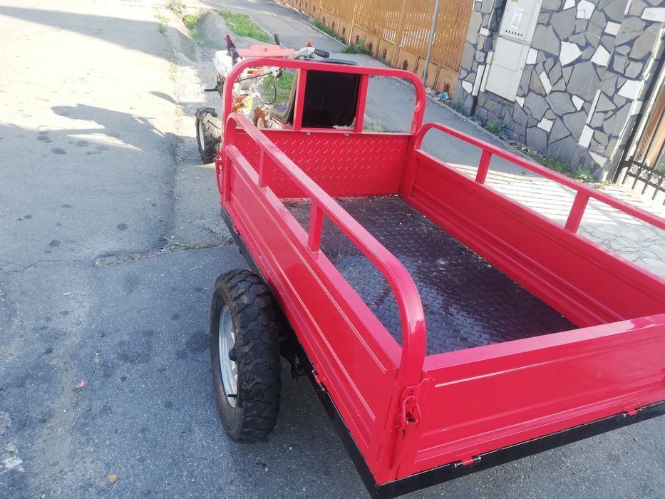 Vand motocultor cu remorca