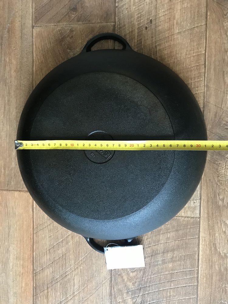 Чугунная сковорода 36 см