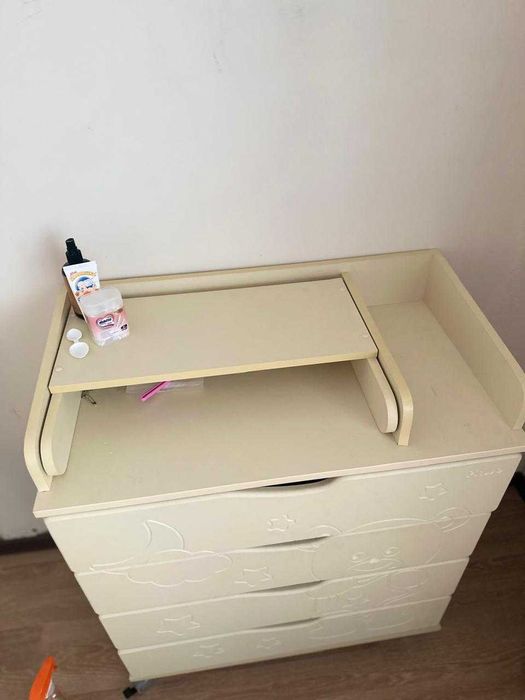 Пеленальный столик камод