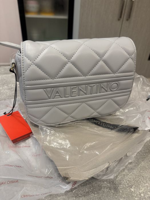 Valentino сива чанта