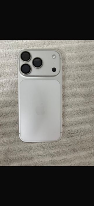 Айфон 17 про 256 гб 100% 112 цикл есим