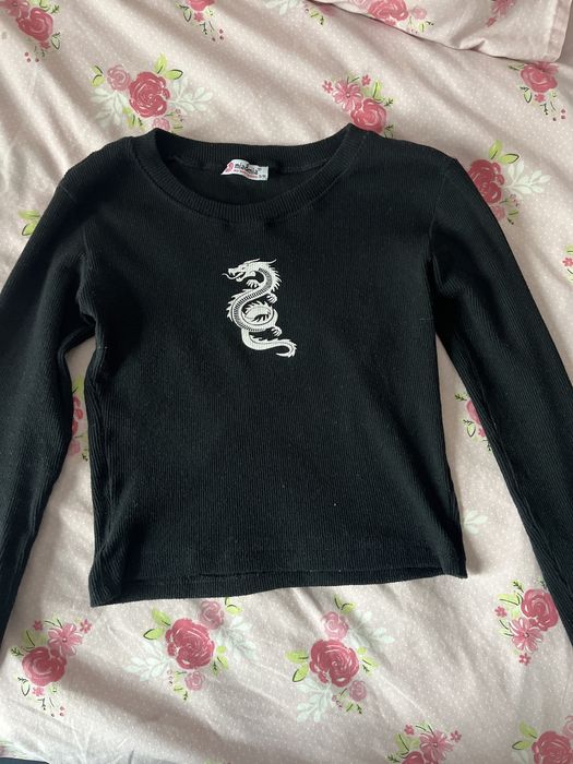 Блуза с щампа на дракон