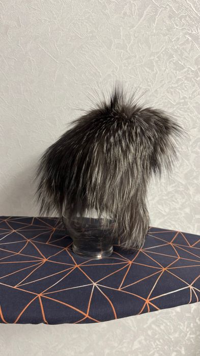 Шапка песец вязаная