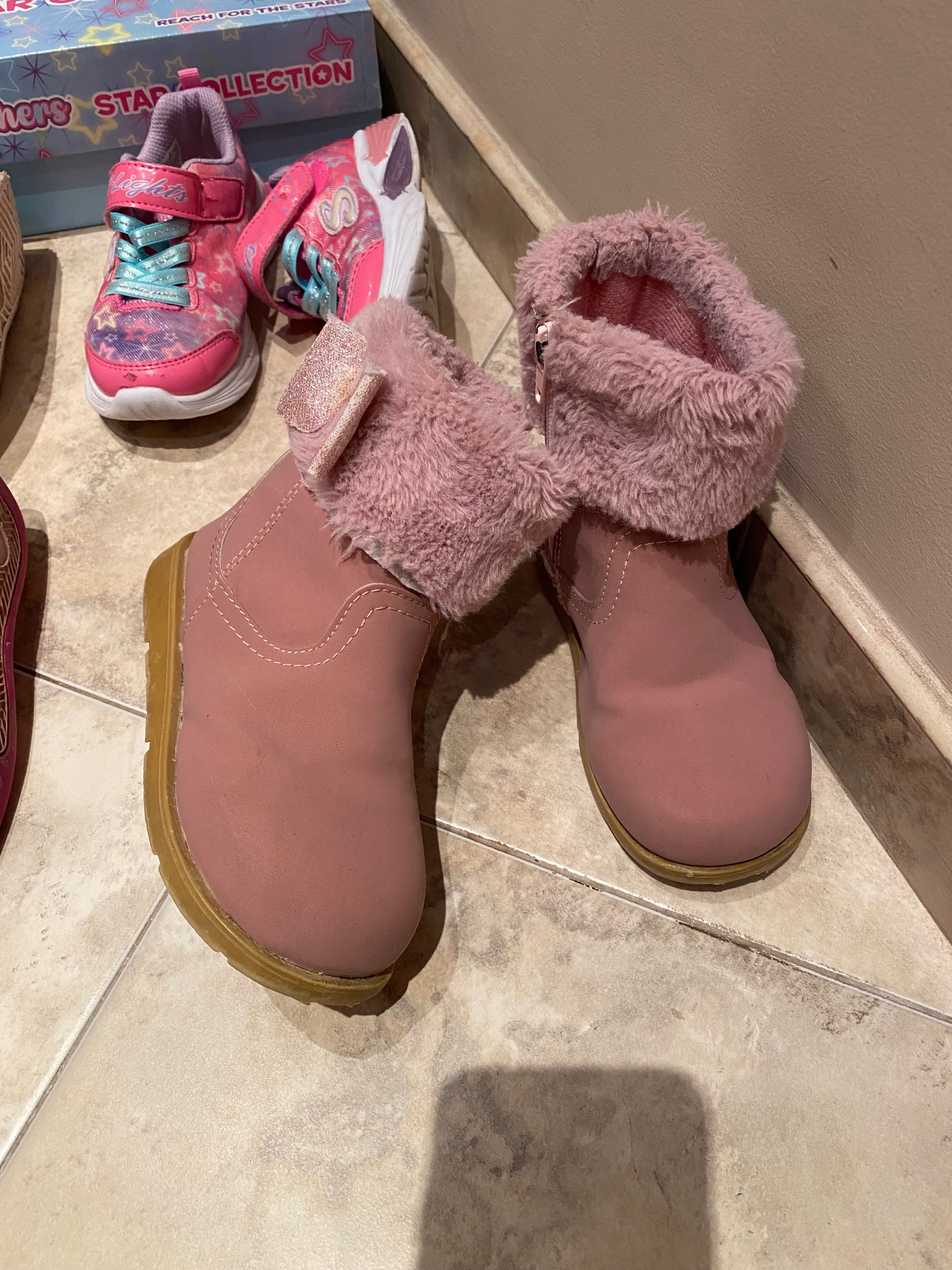 Детски обувки за момиче Mayoral Skechers H&M