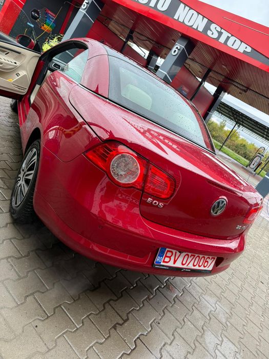 Vând Volkswagen Eos